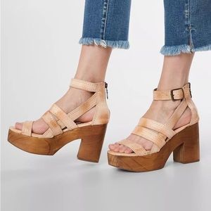 Roan Leather Platform Sandals size 8